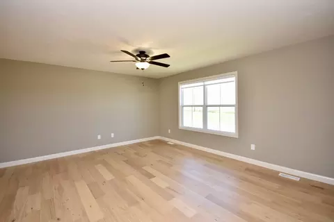 Living - 1531 Duncannon Dr, Normal, IL 61761 photo 2 of 9