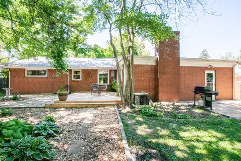 Exterior - 9 Riser Ave, Bloomington, IL 61701 photo 10 of 12