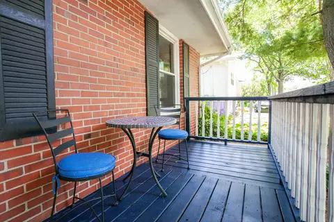 Exterior - 9 Riser Ave, Bloomington, IL 61701 photo 11 of 12