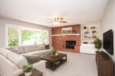 Living - 9 Riser Ave, Bloomington, IL 61701 photo 1 of 7
