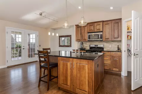 1412 Kickapoo Creek Rd, Bloomington, IL 61705 photo 7