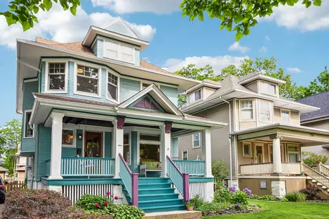 734 Gunderson Ave, Oak Park, IL 60304