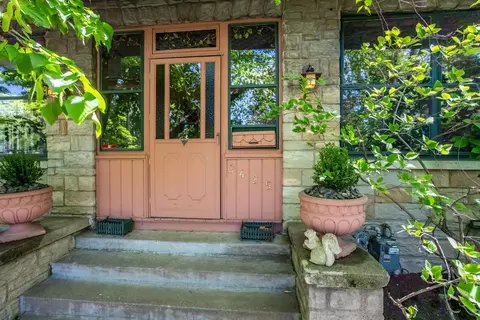 2425 N Brady St, Davenport, IA 52803