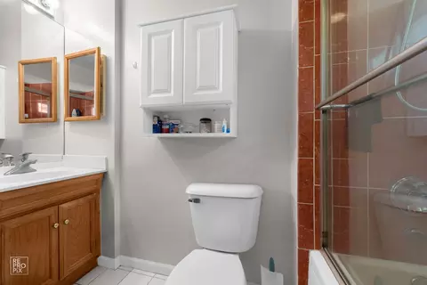Bath - 114 59th St, Willowbrook, IL 60527 photo 2 of 2
