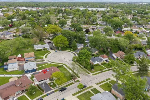 View/Area - 115 N Rose Ave, Addison, IL 60101 photo 7 of 7