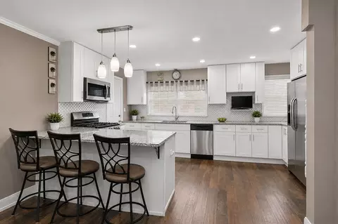 Kitchen - 115 N Rose Ave, Addison, IL 60101 photo 1 of 4