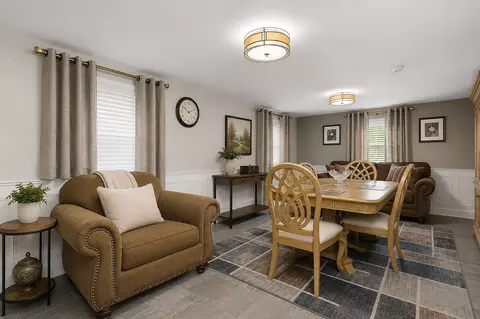 Dining - 115 N Rose Ave, Addison, IL 60101 photo 2 of 3