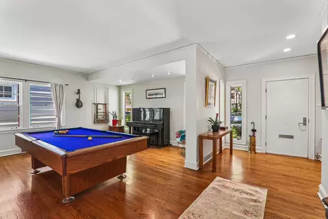 Entry Way - 2724 Simpson St, Evanston, IL 60201 photo 1 of 2