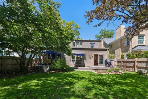 Exterior - 2724 Simpson St, Evanston, IL 60201 photo 5 of 7