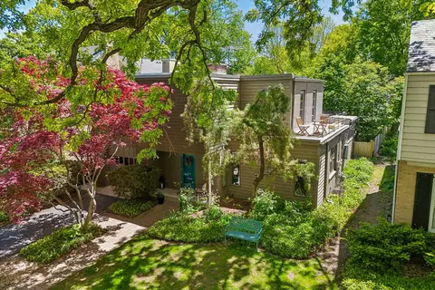 Exterior - 2724 Simpson St, Evanston, IL 60201 photo 7 of 7