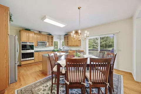 Dining - 10902 Red Hawk Ln, Spring Grove, IL 60081 photo 3 of 3