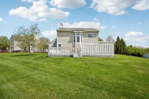 Exterior - 1770 Penny Ln, Bartlett, IL 60103 photo 6 of 8