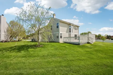 Exterior - 1770 Penny Ln, Bartlett, IL 60103 photo 5 of 8