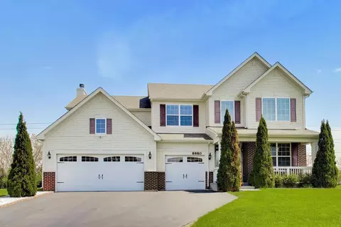 8880 Pearsall Dr, Huntley, IL 60142
