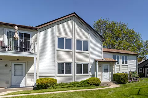 414 Inverrary Ln #414, Deerfield, IL 60015