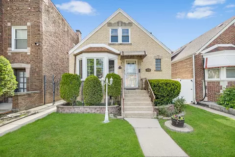 6422 S Komensky Ave, Chicago, IL 60629