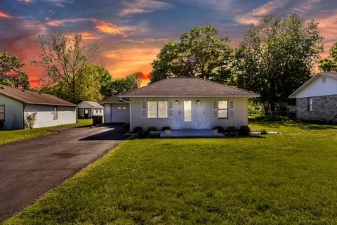 25122 S Sage St, Channahon, IL 60410