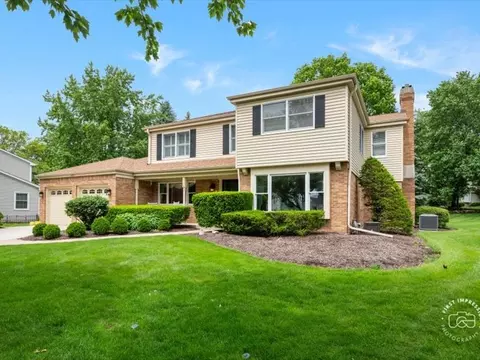 1426 Druid Hills Ct, Naperville, IL 60563