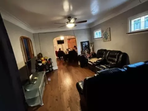 5809 S Spaulding Ave, Chicago, IL 60629 photo 3