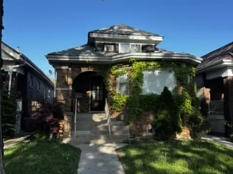 5809 S Spaulding Ave, Chicago, IL 60629 photo 1