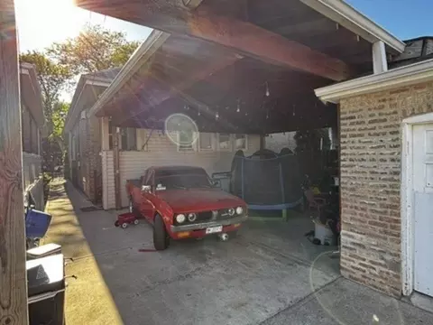 5809 S Spaulding Ave, Chicago, IL 60629 photo 22