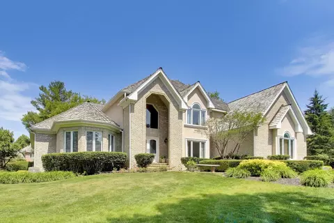 4550 Eleanor Dr, Long Grove, IL 60047