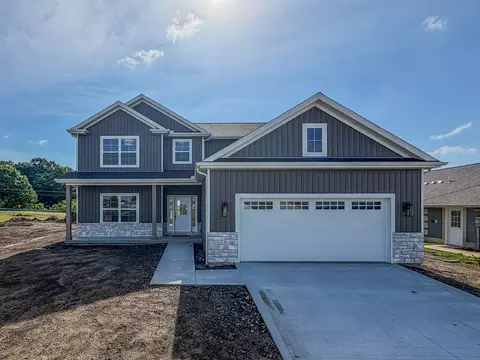 506 N Beacon Hill Cir, Urbana, IL 61802