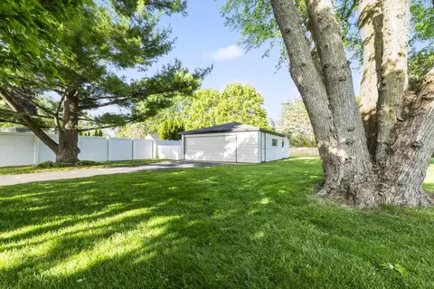 Exterior - 1049 Martingale Dr, Bartlett, IL 60103 photo 10 of 10