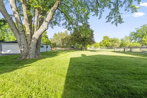 Exterior - 1049 Martingale Dr, Bartlett, IL 60103 photo 3 of 10