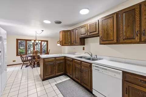 Kitchen - 1049 Martingale Dr, Bartlett, IL 60103 photo 1 of 3
