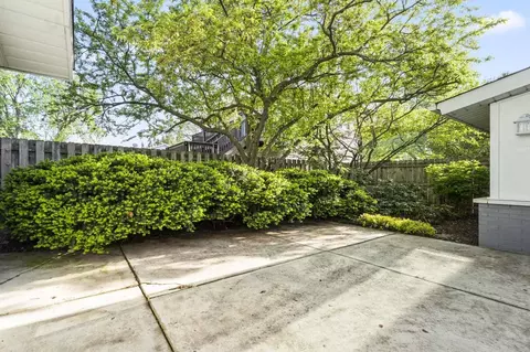Exterior - 1049 Martingale Dr, Bartlett, IL 60103 photo 9 of 10