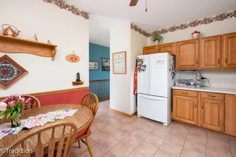 Kitchen - 21764 W Empress Ln, Plainfield, IL 60544 photo 2 of 2