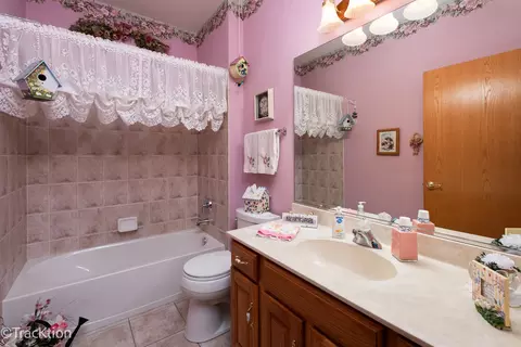 Bath - 21764 W Empress Ln, Plainfield, IL 60544 photo 1 of 4