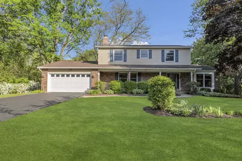 41 W067 Colson Dr, Saint Charles, IL 60175