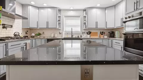 Kitchen - 31340 E 1500 North Rd, Colfax, IL 61728 photo 3 of 5