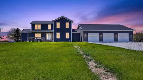 Exterior - 31340 E 1500 North Rd, Colfax, IL 61728 photo 10 of 10