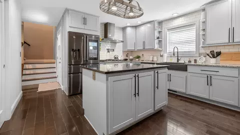Kitchen - 31340 E 1500 North Rd, Colfax, IL 61728 photo 5 of 5