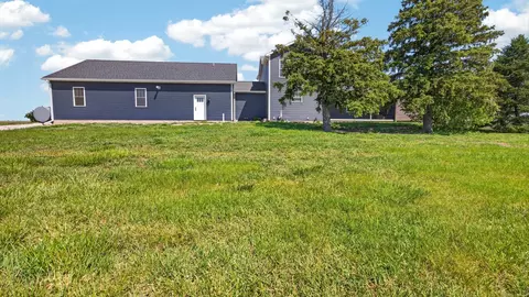 Exterior - 31340 E 1500 North Rd, Colfax, IL 61728 photo 6 of 10