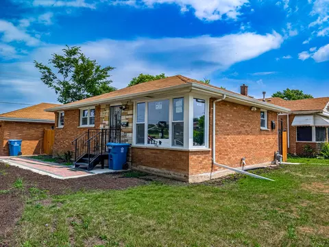 401 W 14th Pl, Chicago Heights, IL 60411