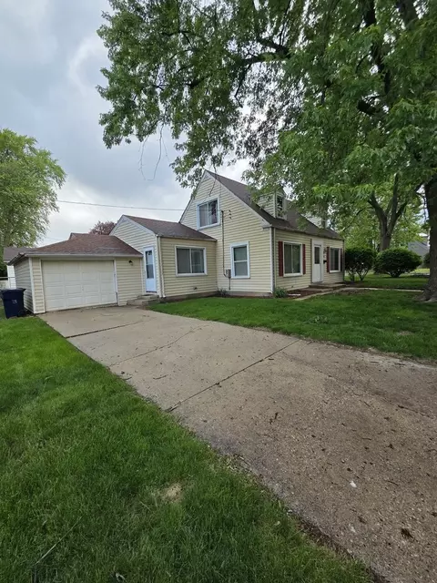 1106 Birchdale Dr, Elgin, IL 60123