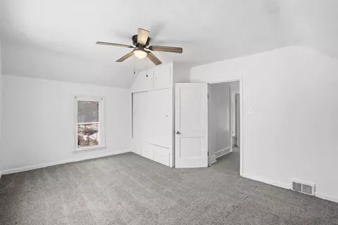 Bedroom - 1306 17th St, Moline, IL 61265 photo 2 of 3