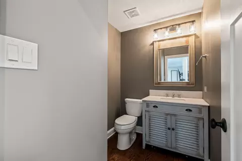 Bath - 8143 Stonegate Dr, Tinley Park, IL 60487 photo 1 of 4