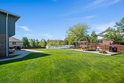 Exterior - 8143 Stonegate Dr, Tinley Park, IL 60487 photo 3 of 5
