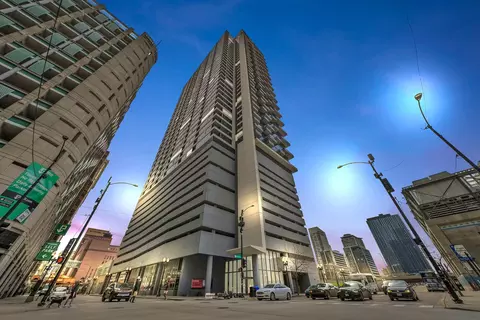 235 W Van Buren St #2615, Chicago, IL 60607