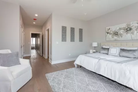Other - 530 E 44th Pl, Chicago, IL 60653 photo 2 of 6