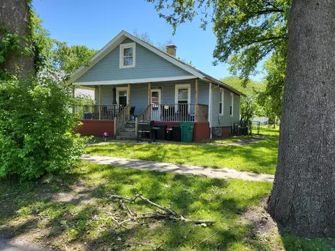 2204 E Stuart St, Springfield, IL 62703