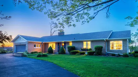 Exterior - 6 Marquette Ln, Kankakee, IL 60901 photo 2 of 2