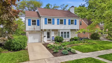 1423 Kirk St, Evanston, IL 60202
