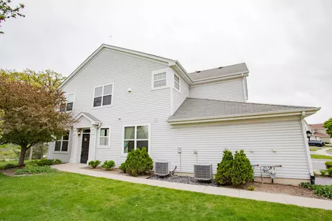 1208 Waverly Dr #1208, Volo, IL 60020