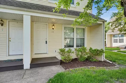2311 Galen Dr #10, Champaign, IL 61821